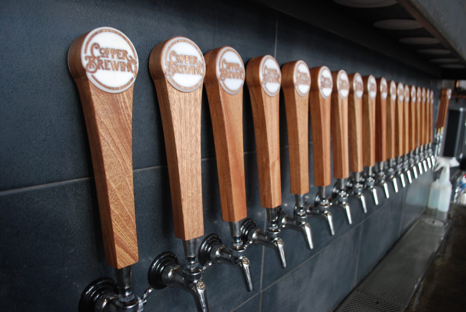 Copper Brewing Craft Beer & Kitchen Kelowna Best Beer Kelowna Brewery Brew Pub Craft