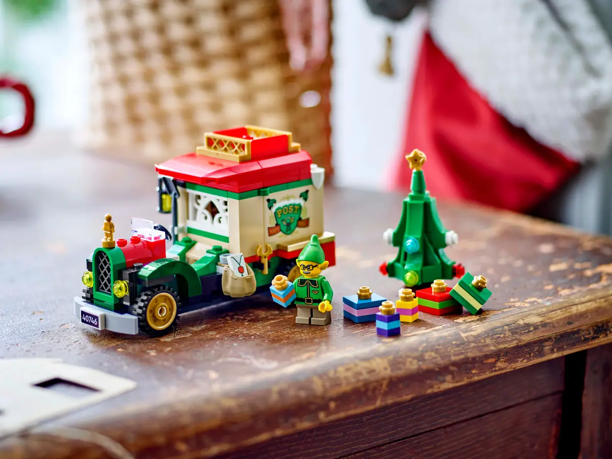 SOLD OUT!!! BEERS & BRICKS - Santa's Delivery Truck - Image 3